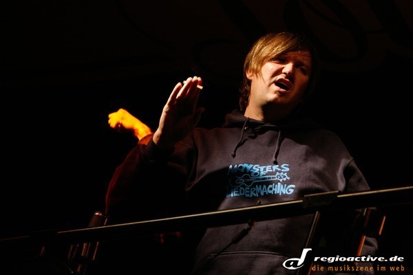 Monsters of Liedermaching (live auf dem Rocco del Schlacko Festival-Donnerstag 2010)